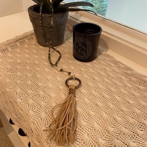 TASSEL NECKLACE